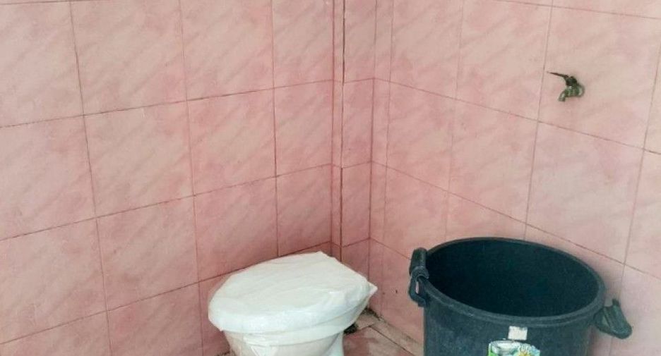 For sale 23 bedrooms apartment in Si Racha, Chonburi