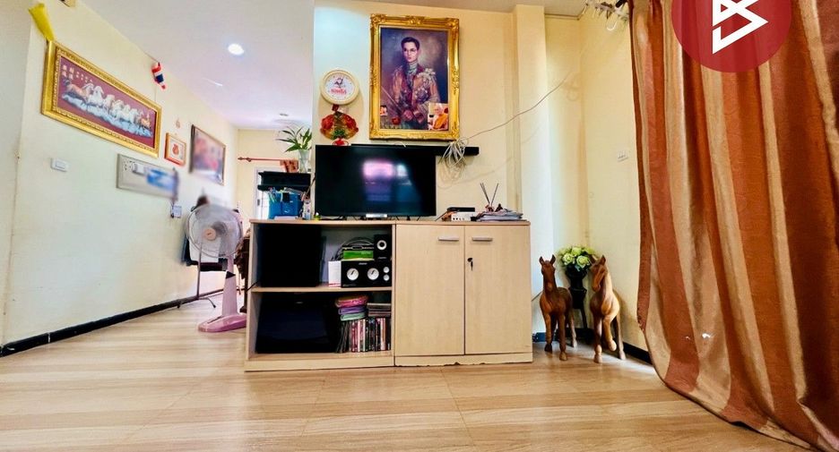 Haus zum Kauf mit 3 Zimmer in Phra Samut Chedi, Samut Prakan