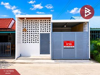 For sale 2 bedrooms townhouse in Thanyaburi, Pathum Thani