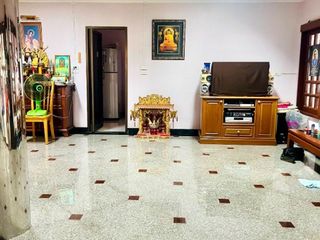 Haus zum Kauf mit 3 Zimmer in Phra Samut Chedi, Samut Prakan