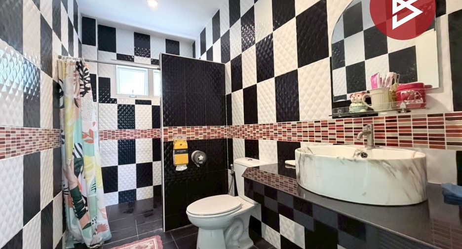 Haus zum Kauf mit 3 Zimmer in Mueang Ratchaburi, Ratchaburi