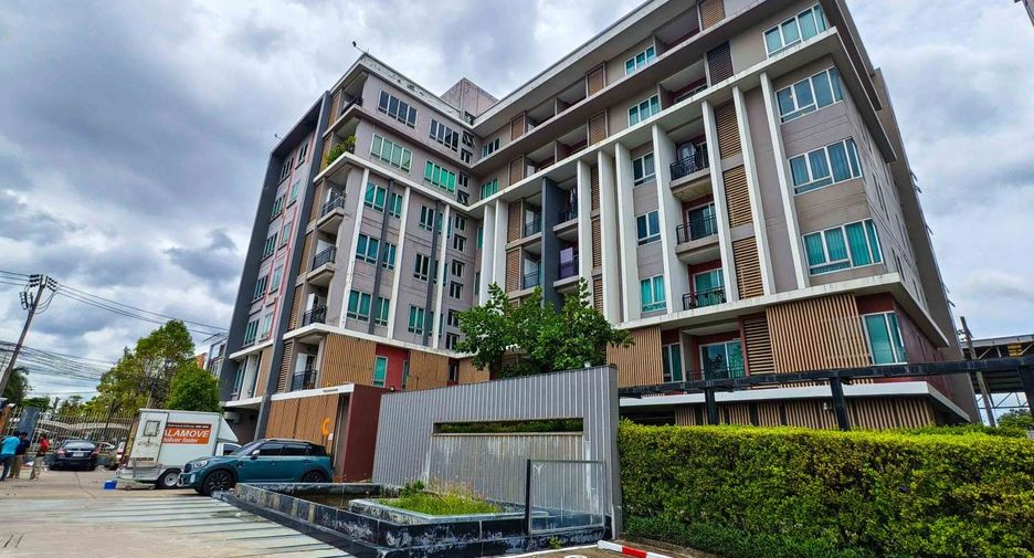 For sale 2 bedrooms condo in Khan Na Yao, Bangkok