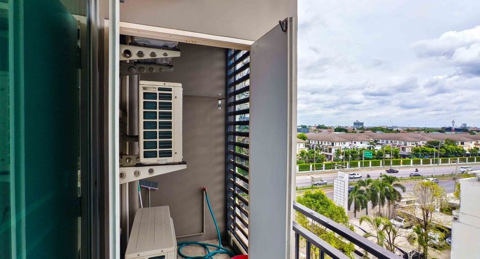 For sale 2 bedrooms condo in Khan Na Yao, Bangkok