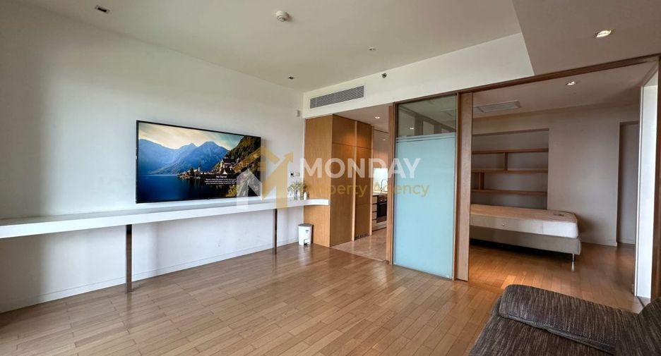 For sale 1 bed condo in Yan Nawa, Bangkok