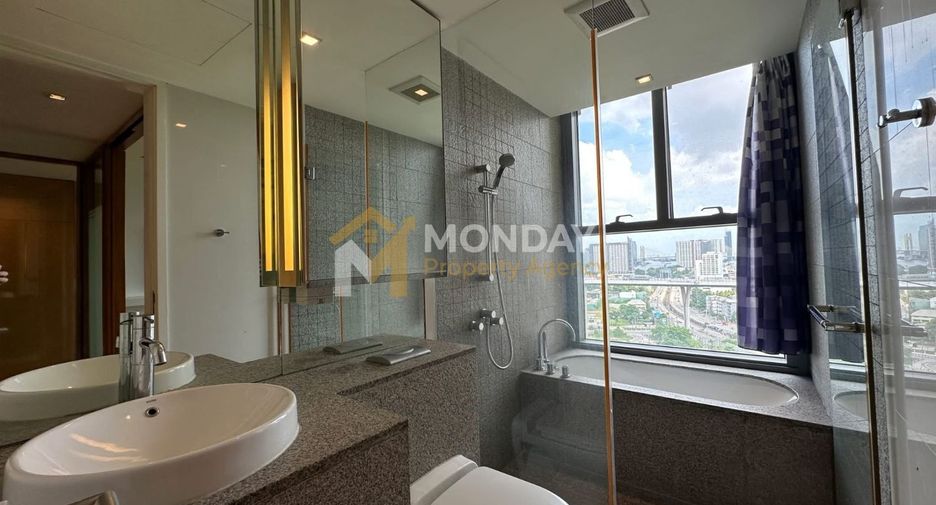 For sale 1 bed condo in Yan Nawa, Bangkok