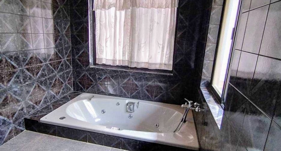 À vendre 4 chambres maison à Pak Kret, Nonthaburi