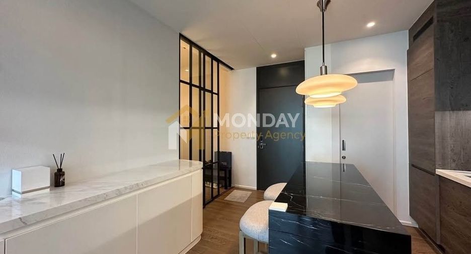 For sale 1 bed condo in Pathum Wan, Bangkok