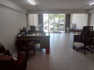 For rent 4 ベッドルーム retail Space in Yan Nawa, Bangkok