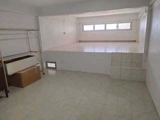 For rent 4 ベッドルーム retail Space in Yan Nawa, Bangkok