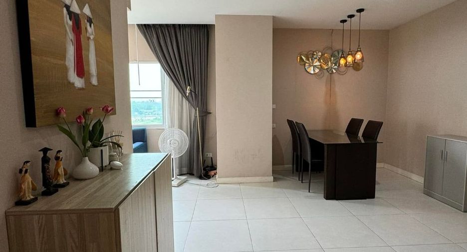 For rent 2 bedrooms condo in Saraphi, Chiang Mai