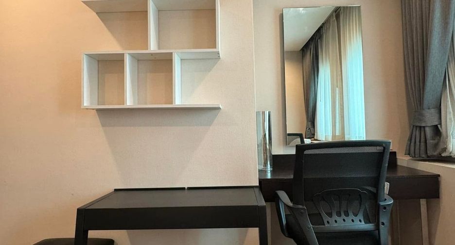 For rent 2 bedrooms condo in Saraphi, Chiang Mai