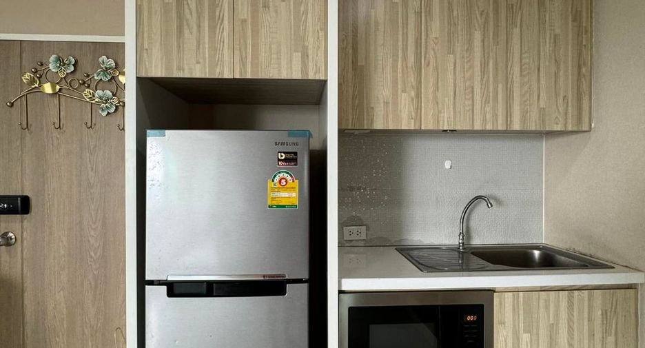For rent 2 bedrooms condo in Saraphi, Chiang Mai