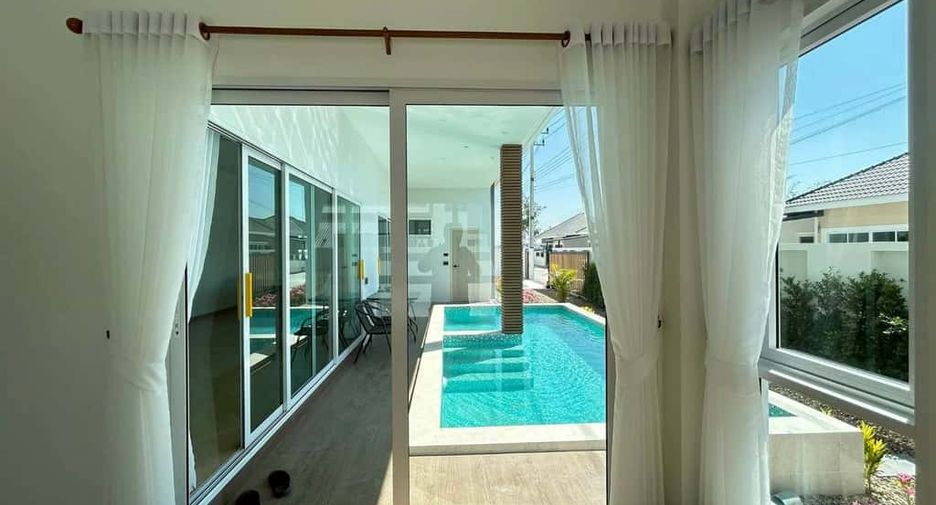 For sale 5 bedrooms house in Hang Dong, Chiang Mai