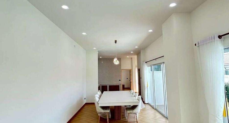 For sale 5 bedrooms house in Hang Dong, Chiang Mai