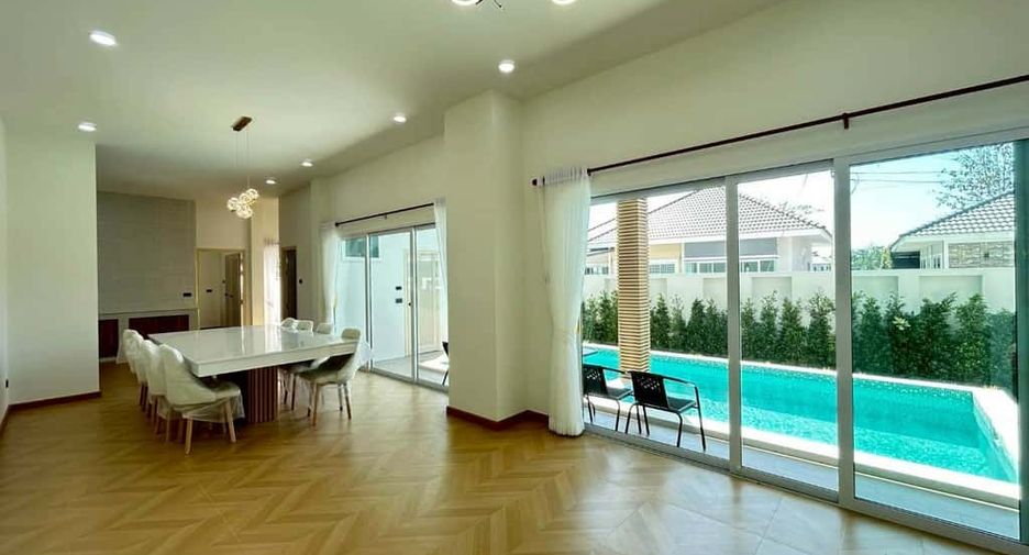 For sale 5 bedrooms house in Hang Dong, Chiang Mai