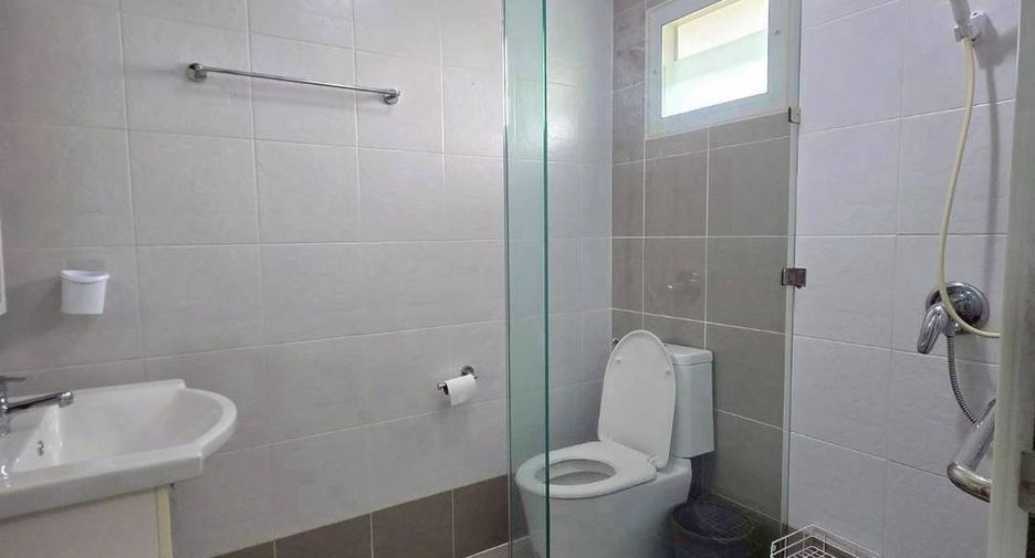 For rent and for sale 4 bedrooms house in Doi Saket, Chiang Mai