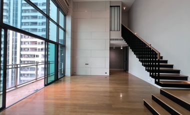 For sale 2 bedrooms condo in Khlong Toei, Bangkok