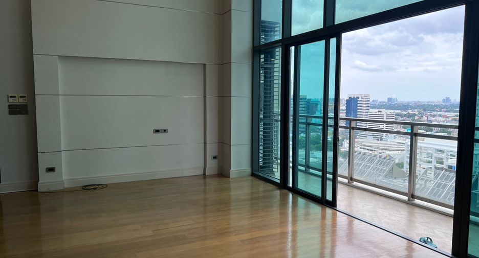 ขาย 2 ห้องนอน คอนโด ใน คลองเตย, กรุงเทพฯ