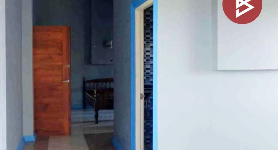For sale 6 bedrooms house in Si Maha Phot, Prachin Buri