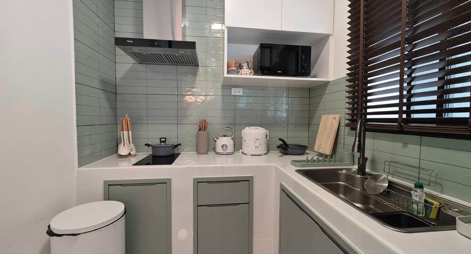 For rent 3 bedrooms townhouse in Mueang Chiang Mai, Chiang Mai