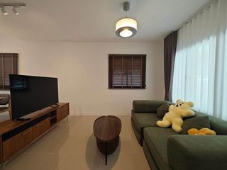 For rent 3 bedrooms townhouse in Mueang Chiang Mai, Chiang Mai