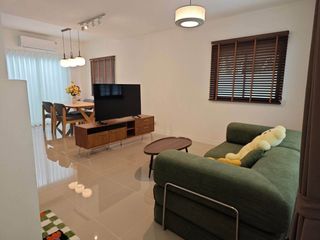 For rent 3 bedrooms townhouse in Mueang Chiang Mai, Chiang Mai