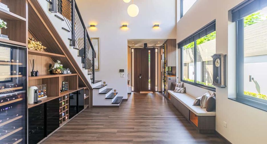 À vendre 5 chambres villa à Hang Dong, Chiang Mai