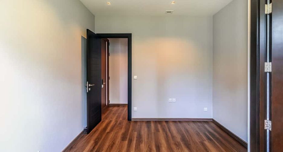 À vendre 5 chambres villa à Hang Dong, Chiang Mai