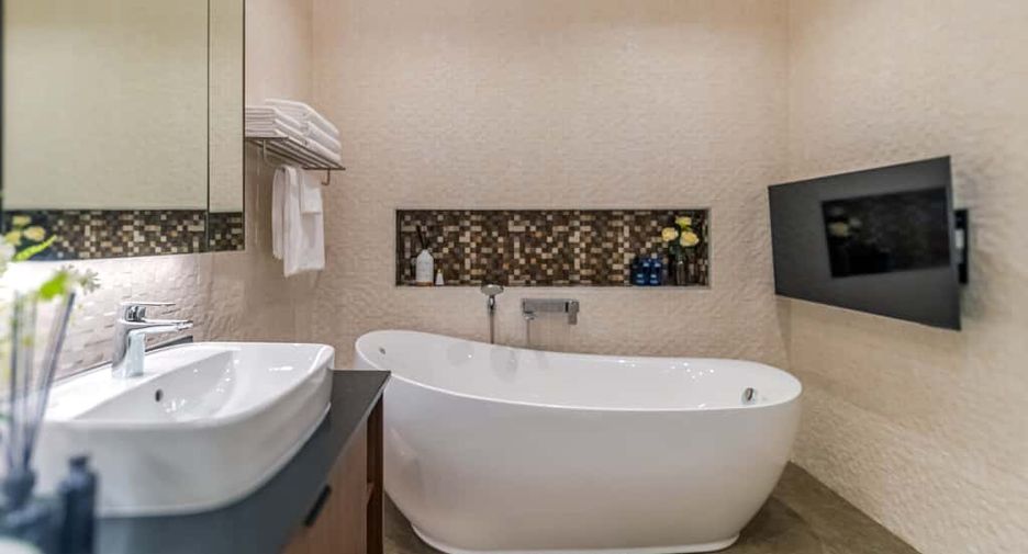 À vendre 5 chambres villa à Hang Dong, Chiang Mai