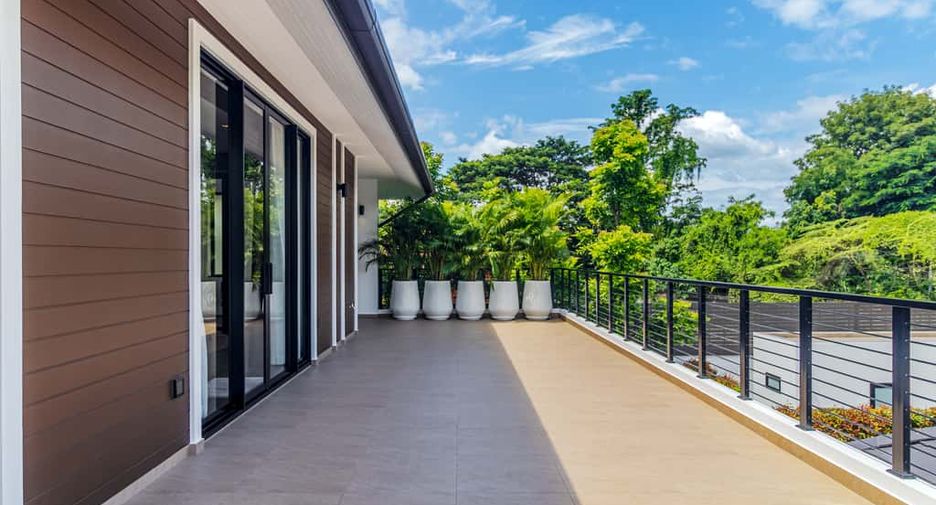 À vendre 5 chambres villa à Hang Dong, Chiang Mai
