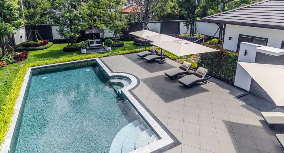 À vendre 5 chambres villa à Hang Dong, Chiang Mai