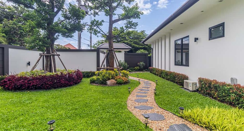 À vendre 5 chambres villa à Hang Dong, Chiang Mai
