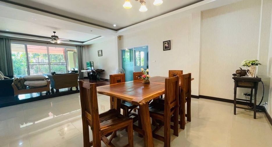 For rent and for sale 8 bedrooms house in Mueang Chiang Mai, Chiang Mai