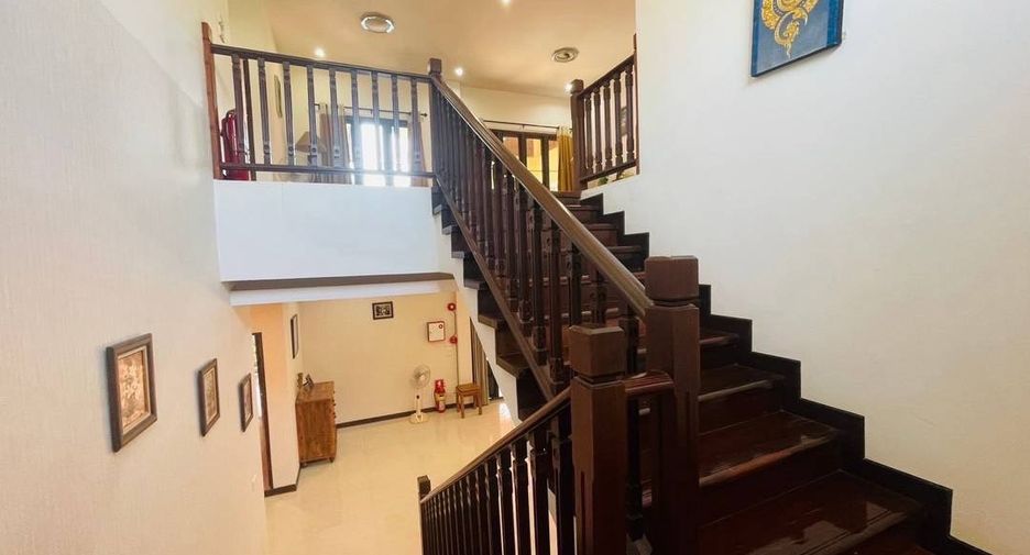 For rent and for sale 8 bedrooms house in Mueang Chiang Mai, Chiang Mai