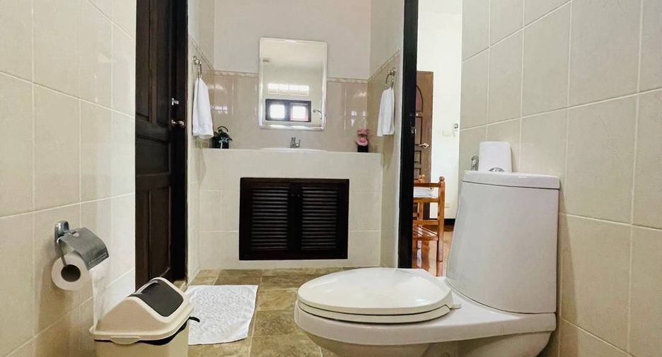 For rent and for sale 8 bedrooms house in Mueang Chiang Mai, Chiang Mai