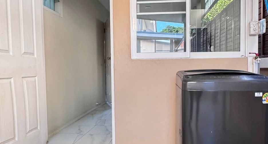 Haus zur Miete mit 4 Zimmer in Saraphi, Chiang Mai