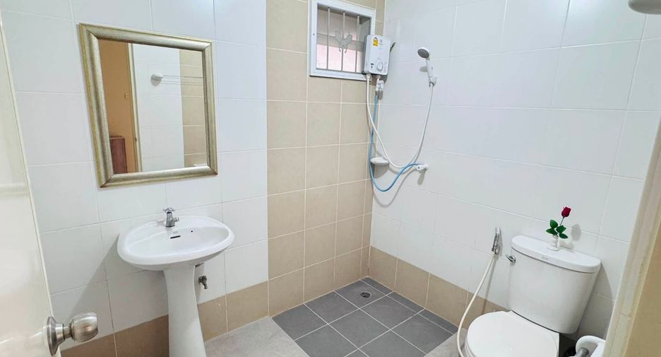 Haus zur Miete mit 4 Zimmer in Saraphi, Chiang Mai