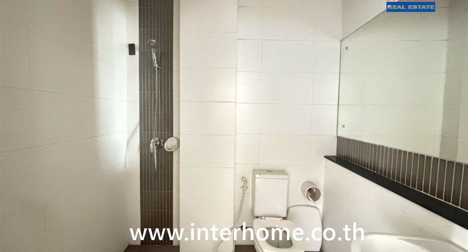 For sale 3 bedrooms townhouse in Bueng Kum, Bangkok
