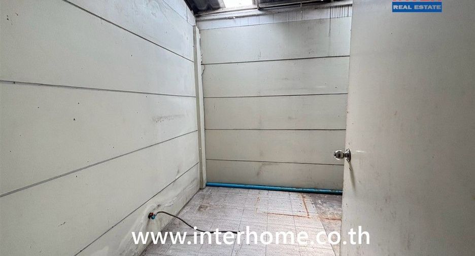 For sale 3 bedrooms townhouse in Bueng Kum, Bangkok