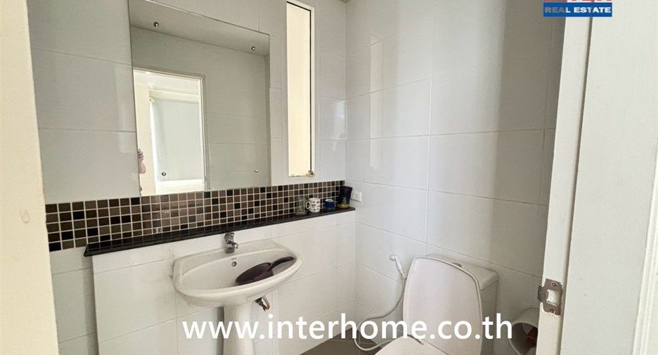 For sale 3 bedrooms townhouse in Bueng Kum, Bangkok