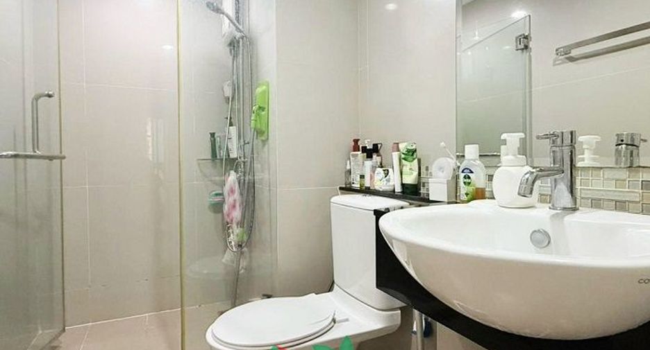 À vendre 1 chambre condo à Bang Kapi, Bangkok