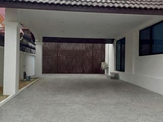 出售 3 卧室 独立屋 在 Huai Khwang, 曼谷