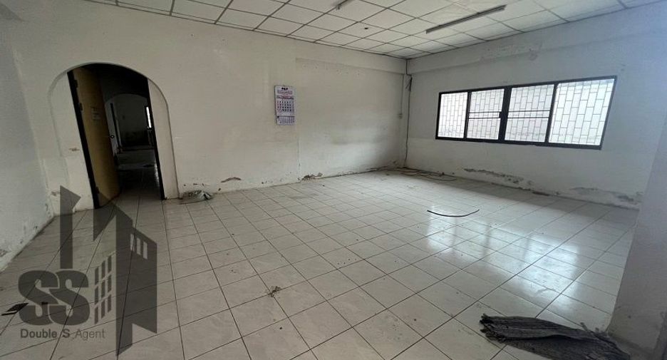 Lagerhaus zur Miete mit 9 Zimmer in Mueang Samut Sakhon, Samut Sakhon