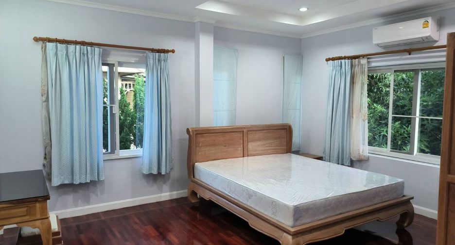 For rent 3 bedrooms house in Mueang Chiang Mai, Chiang Mai