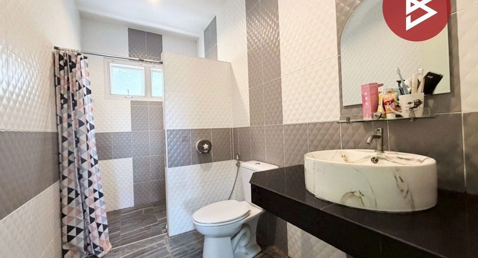 Haus zum Kauf mit 3 Zimmer in Mueang Ratchaburi, Ratchaburi