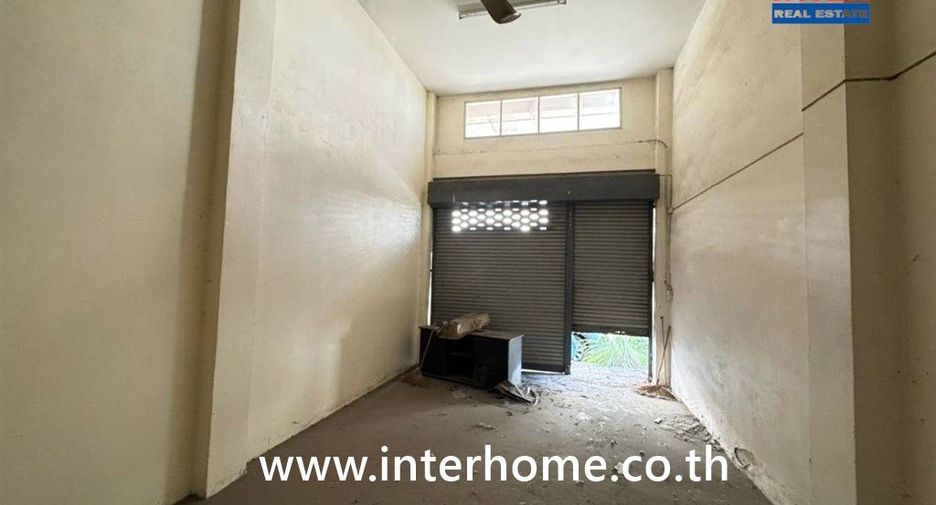 Продажа 10 спальни торговое помещение в Mueang Samut Sakhon, Самутсакхон
