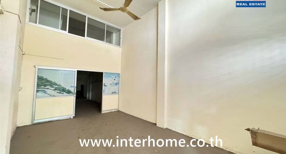 Продажа 10 спальни торговое помещение в Mueang Samut Sakhon, Самутсакхон