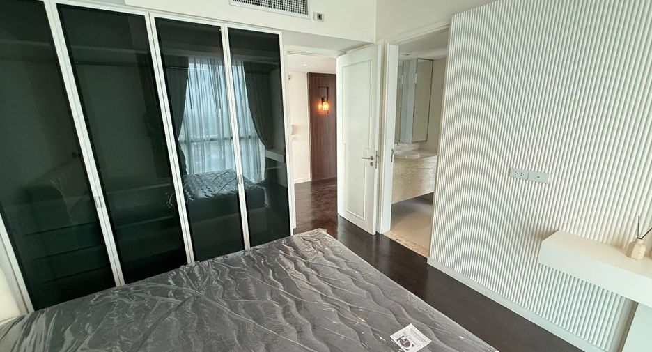 Продажа 4 спальни кондо в Ян Наща, Бангкок
