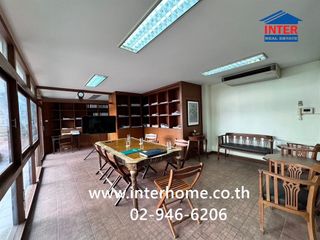 For sale 5 bedrooms townhouse in Mueang Nonthaburi, Nonthaburi