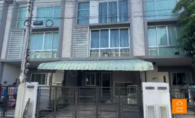 For sale 3 bedrooms townhouse in Thung Khru, Bangkok
